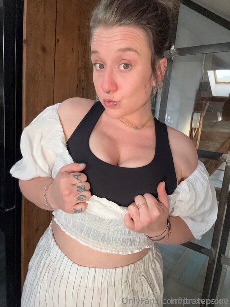 proxypaige best star photo