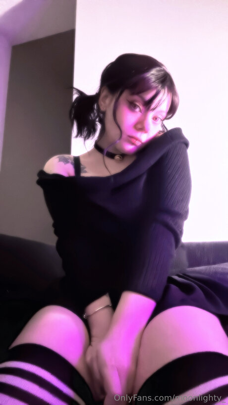 moonlighty sexy star pictures