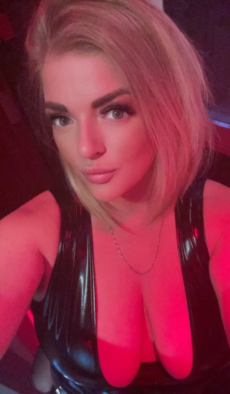 Slutforblack sexy actress gallery