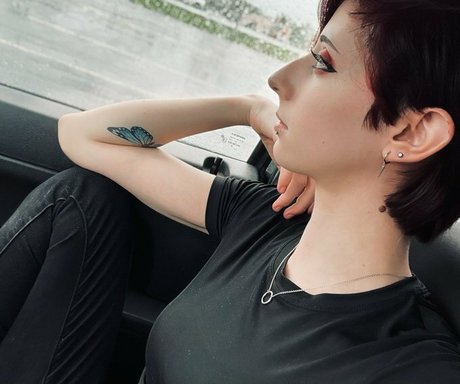 skullkitten hd star picture