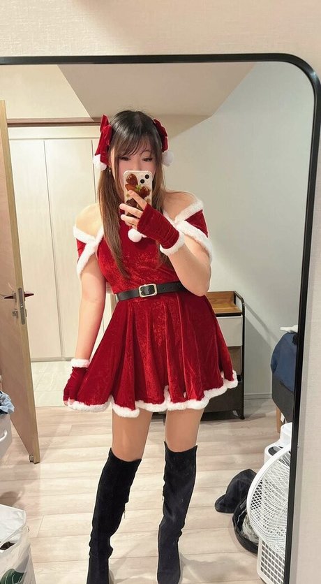 Emirichu model nudes picture