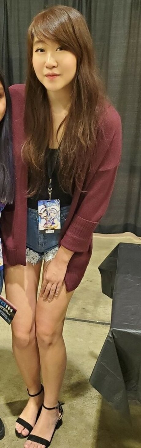 Emirichu actress archive