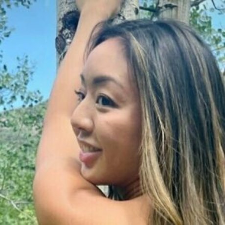 asianfreshman sexy actress photo