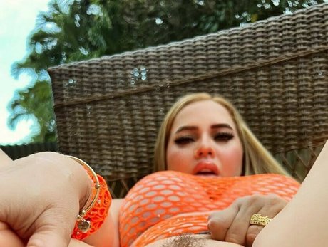 naomi bright top actress photos