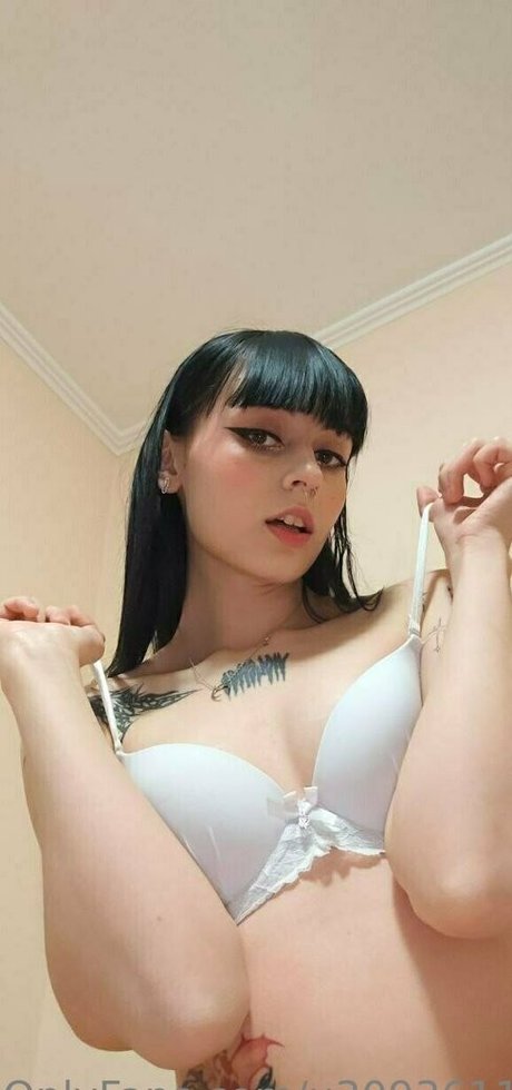 naomi bright Profile pic