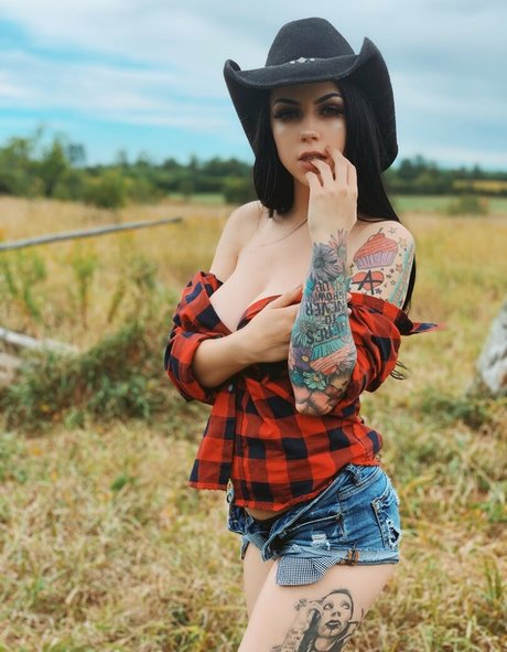 Molly Rennick art pornstar image