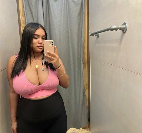 Yadamxox pornographic actress pics