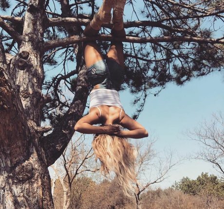 Oksana Mishyna star porn pictures