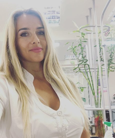 Oksana Mishyna top model picture