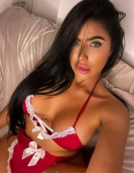 alanamoreno beautiful pornstar picture