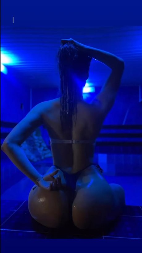 Maria Grensi model adult img