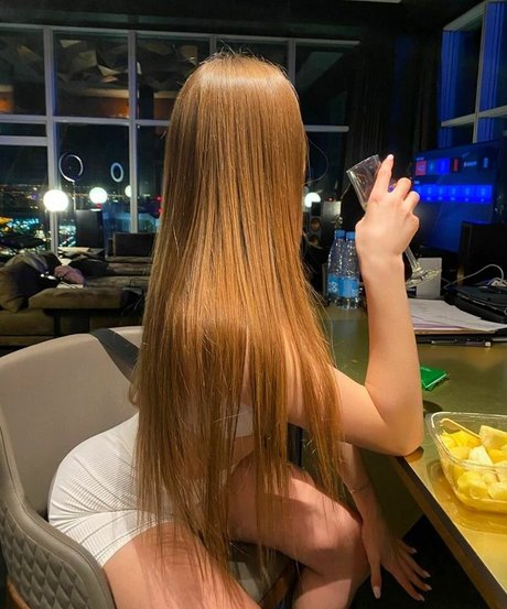 Maria Grensi sexy model picture