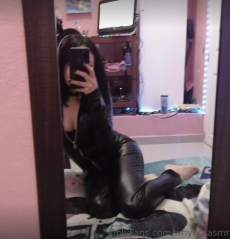 Whynot ASMR erotic actress img