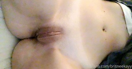britneekayy hot pornstar photos