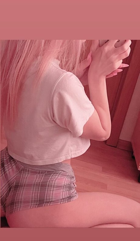 sadbabyvikki pornstar erotic gallery