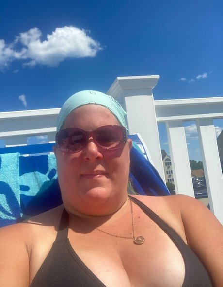 rckyshow model exclusive pics