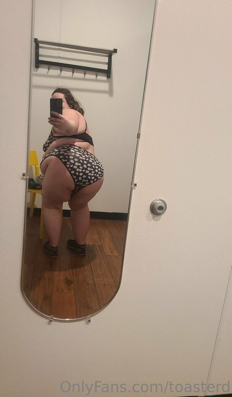 toasterd perfect actress pic