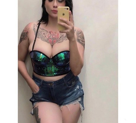 Deborah Milano xxx pornstar photo