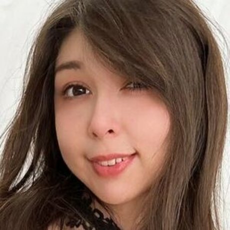 xbrinni xxx pornstar image