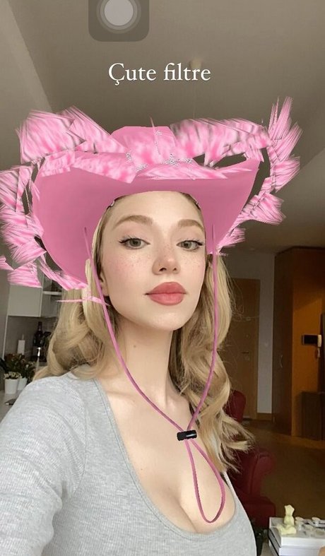 Snowmaiid star nudes pic