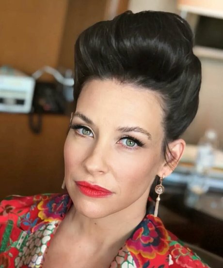 Evangeline Lilly xxx pornstar picture