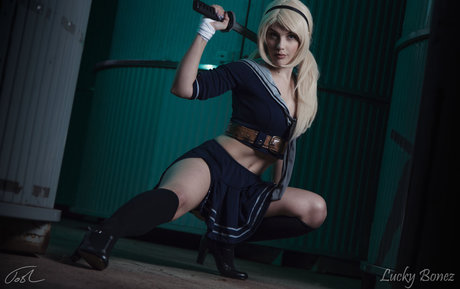 LuckyBonez pornstar naked photos