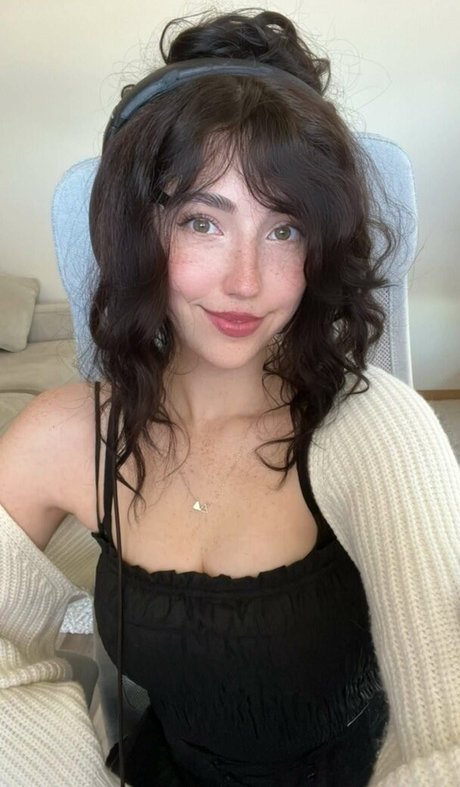 breebunn free star pic