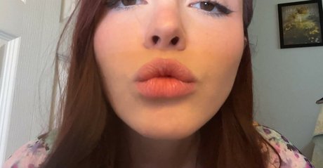 Quantum ASMR pornstar free photo