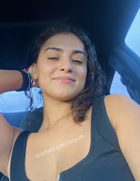 joriyum nudes model picture