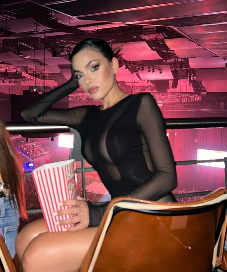 Anabel Hernandez naked model archive