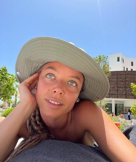 Alba Reche high quality pornstar pics