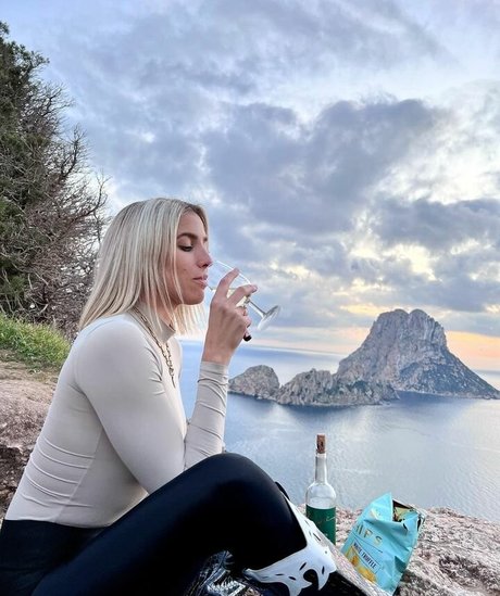 Carlotad26 nude star photos