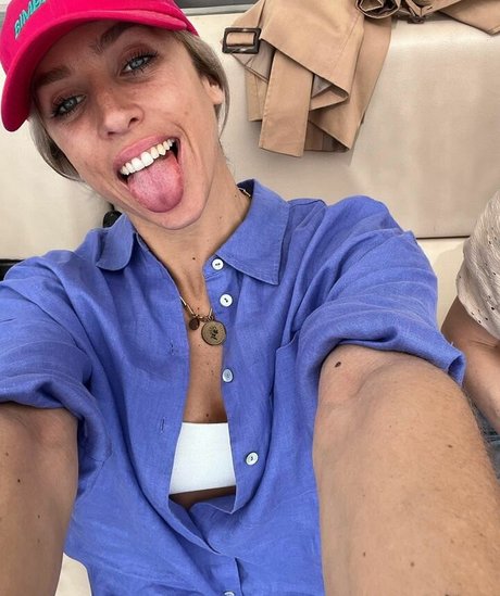 Carlotad26 best actress galleries