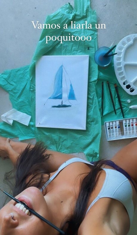 Bea Ortiz model art picture