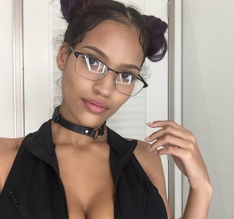 Jinna Cabrera star xxx images