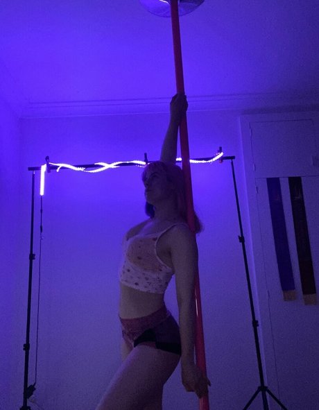 momocoloured model pornographic gallery