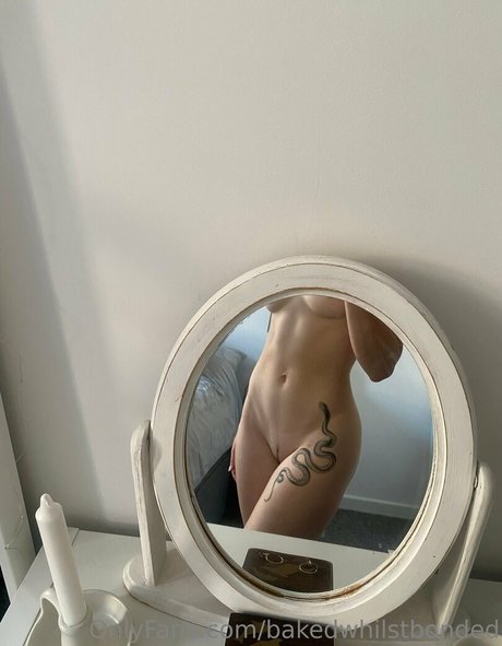 Bakedwhilstbonded star nude archive