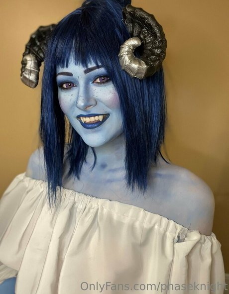 Phaseknight star erotic photo