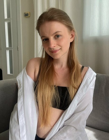 caseyshy high quality star photos