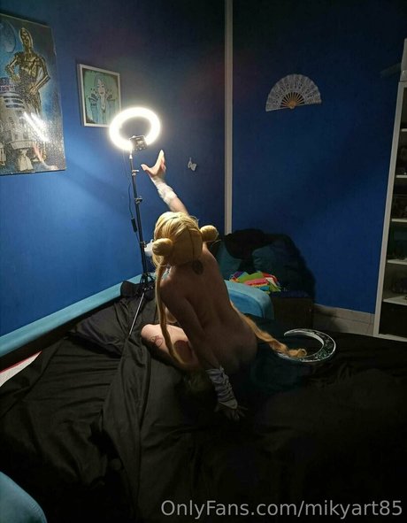 mikyart85 pornstar hot photo