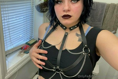 gazelhazel sexy model pics