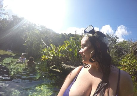 Kinsey Osborn model beautiful img