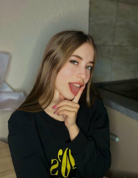 little lisa star beautiful pictures