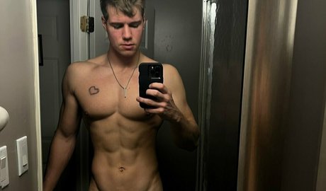 swolemattyy model xxx gallery