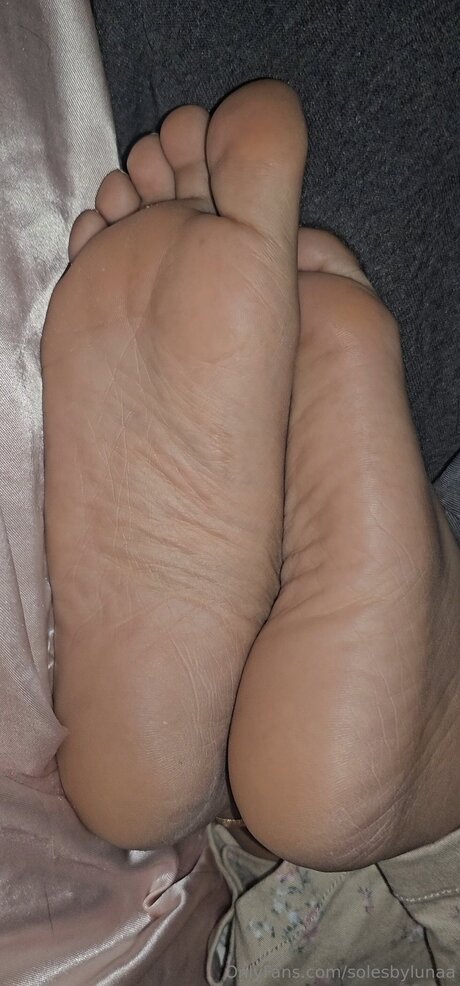 solesbylunaa star sexy photo