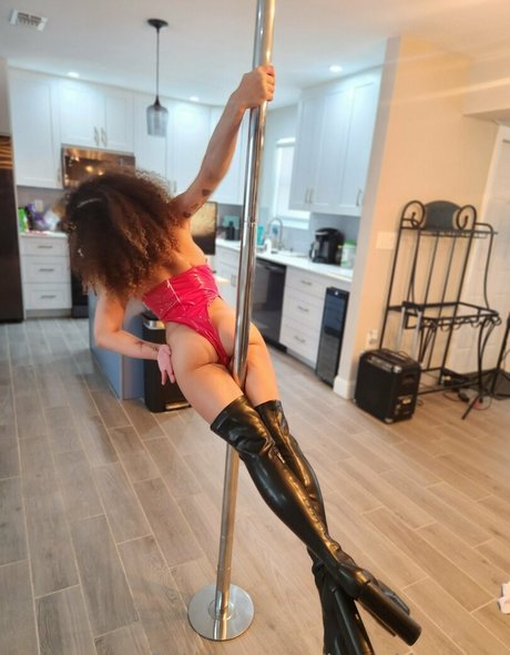 itsmekiraperez xxx star photos