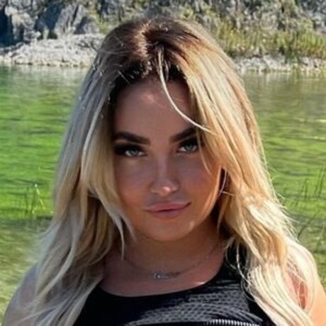 Belfast star sex photos