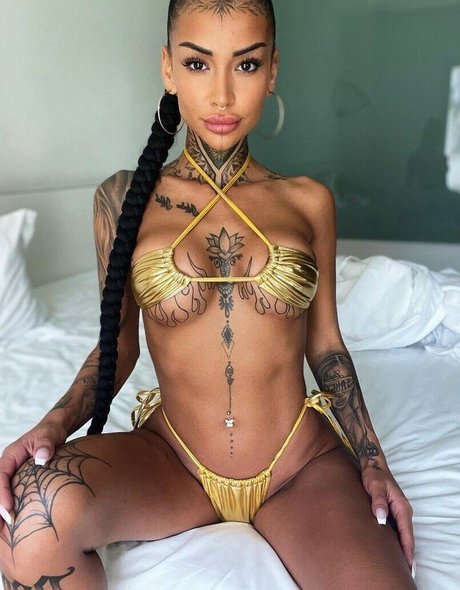 Iinkiira star exclusive pictures