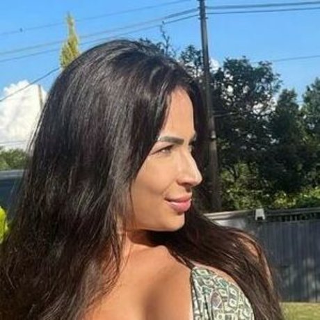 DJ Rapunzel model sex img