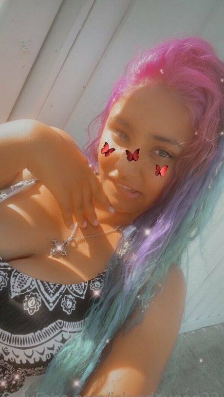 islandqueen23 hd actress pic